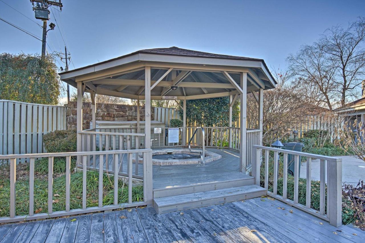 Beautiful With Hamilton Views Apartment *