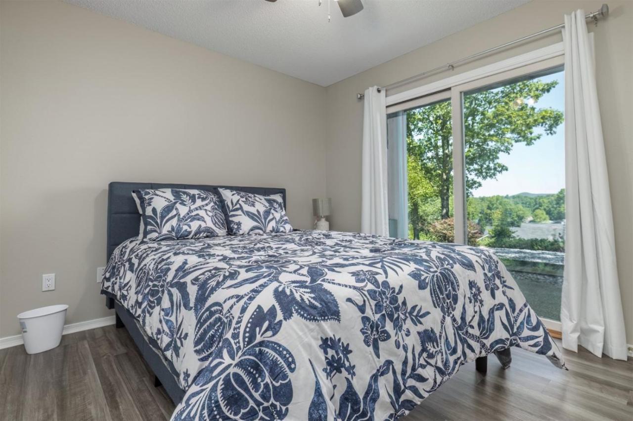 Holiday home 18440 - 14 Guindola Way *