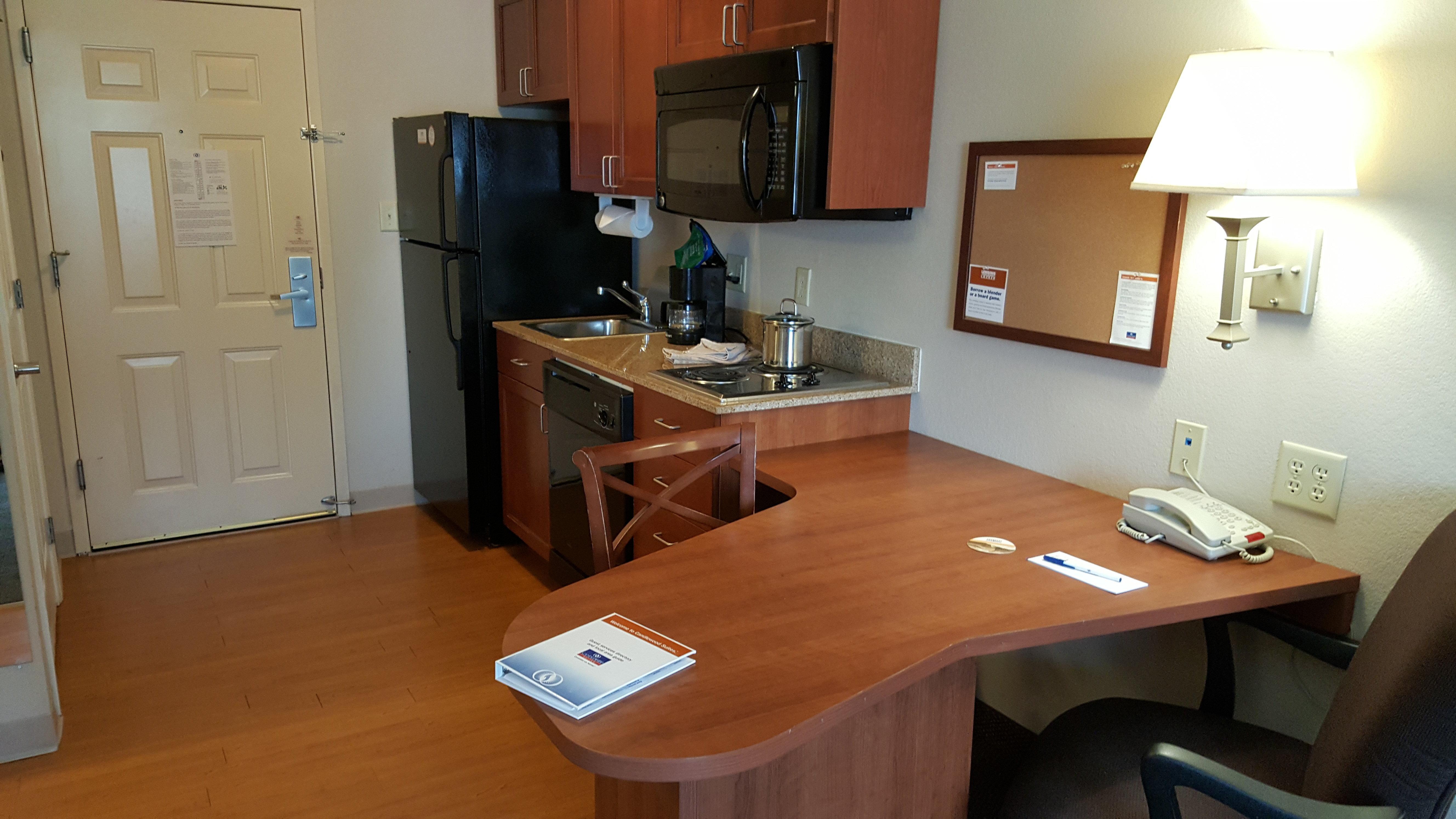 Resort Candlewood By Ihg 3*