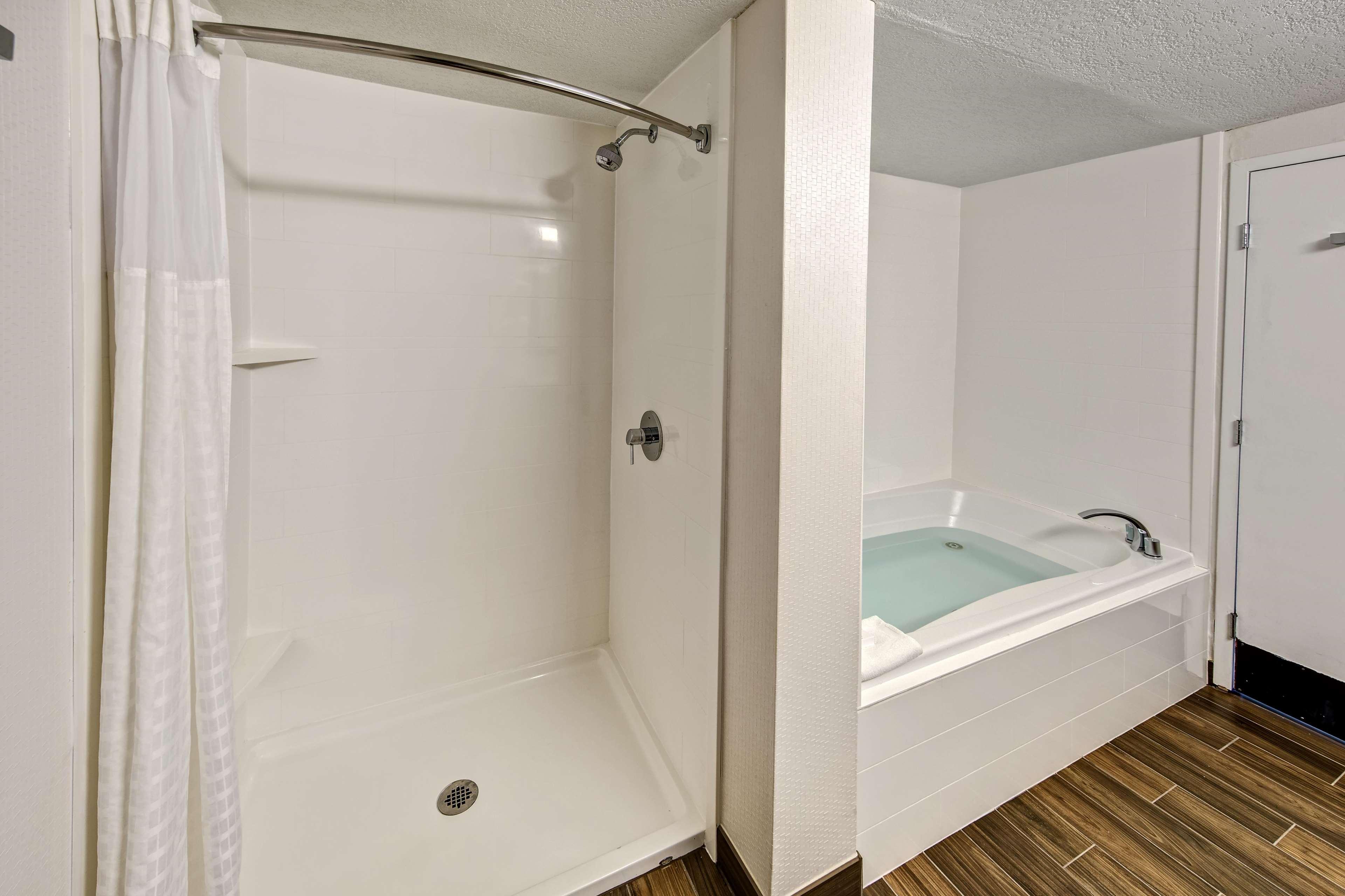 Hampton & By Hilton In Hot Springs, Arkansas 3*