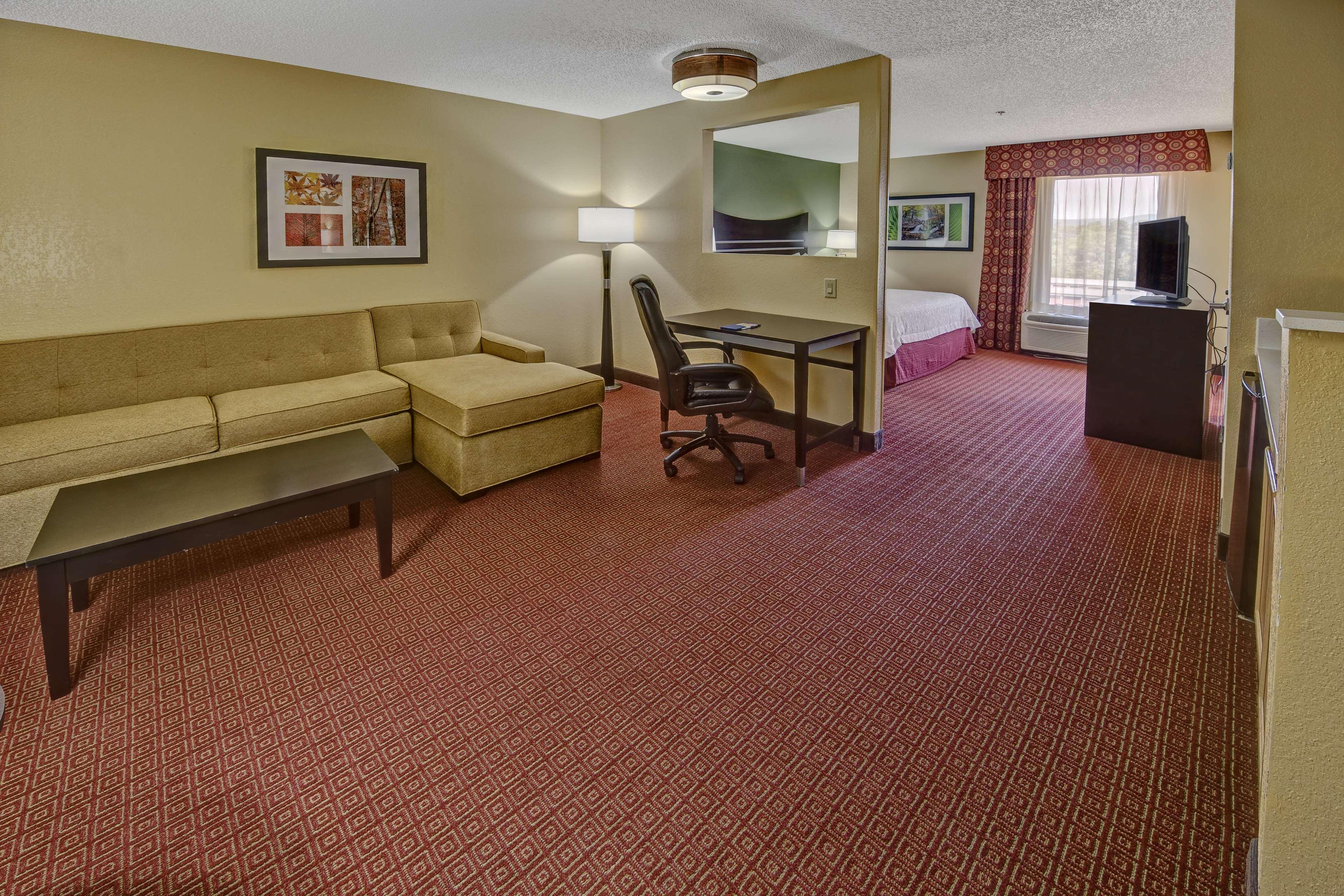 Hotel Hampton & By Hilton In Hot Springs, Arkansas 3*
