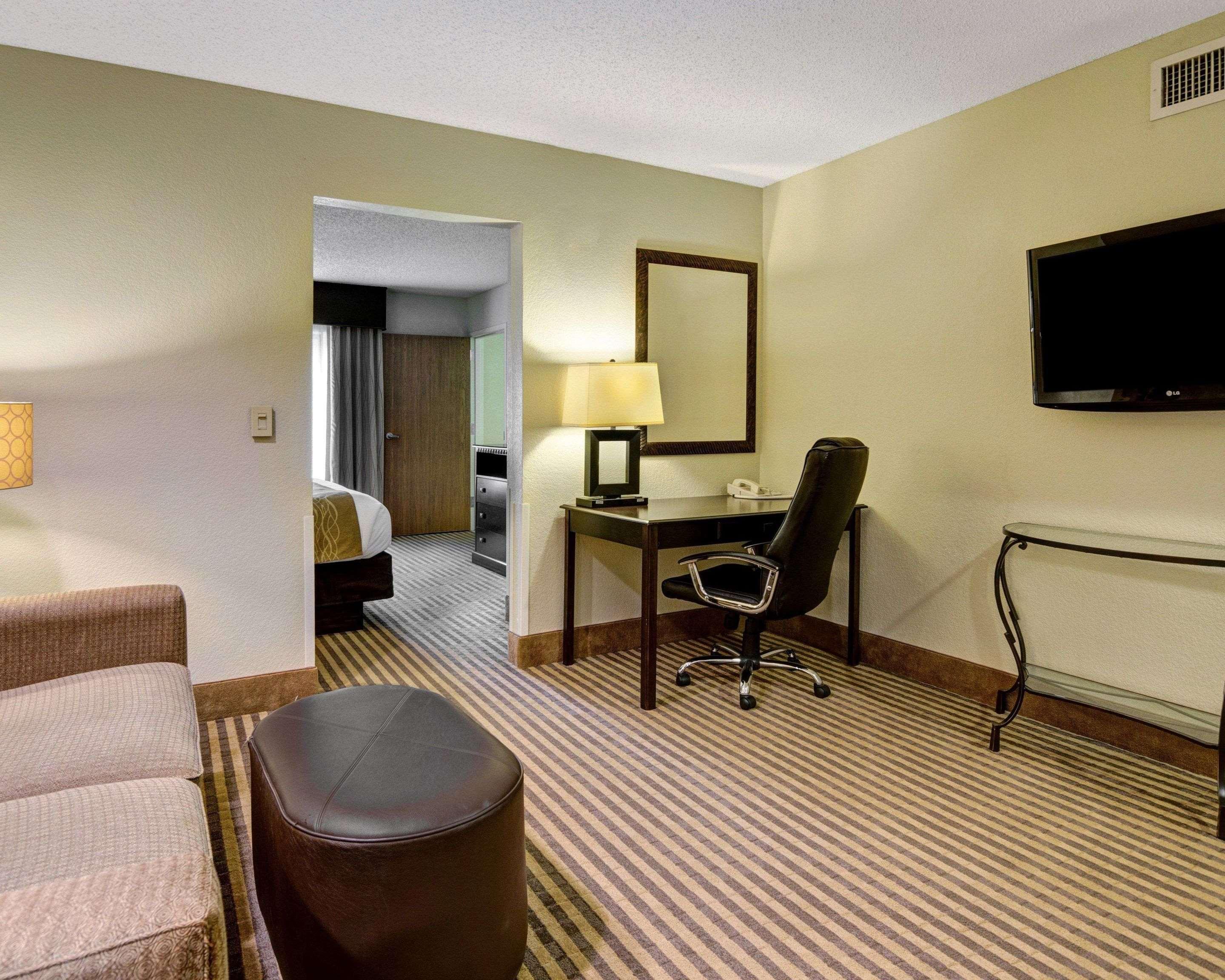 Comfort & Hotel Hot Springs
