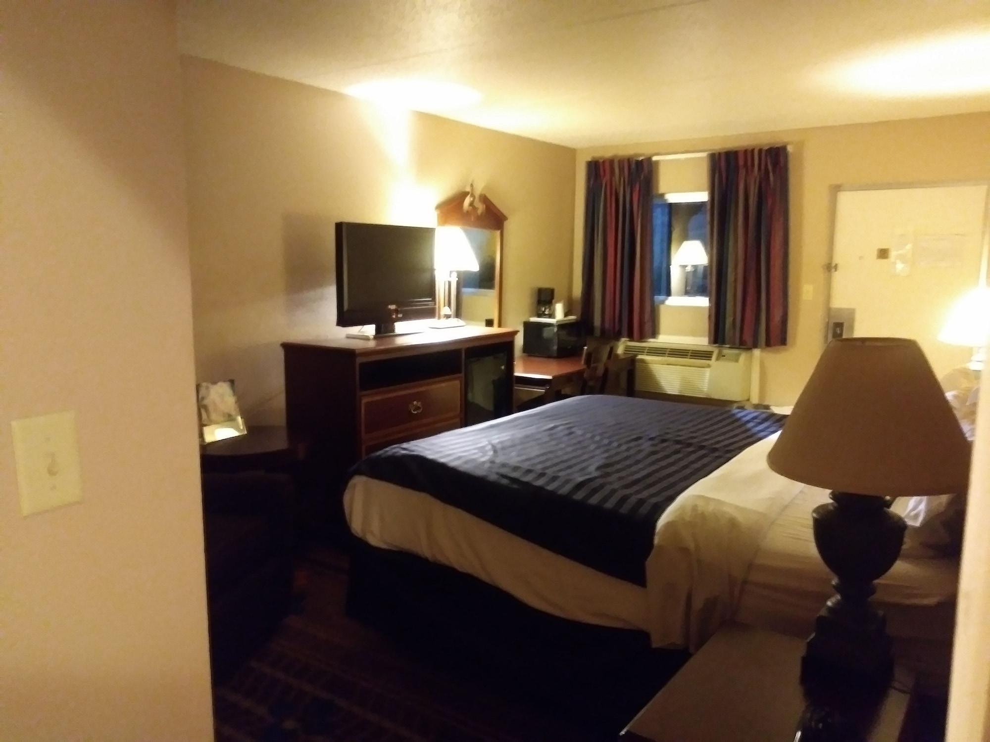 Days By Wyndham Motel Hot Springs