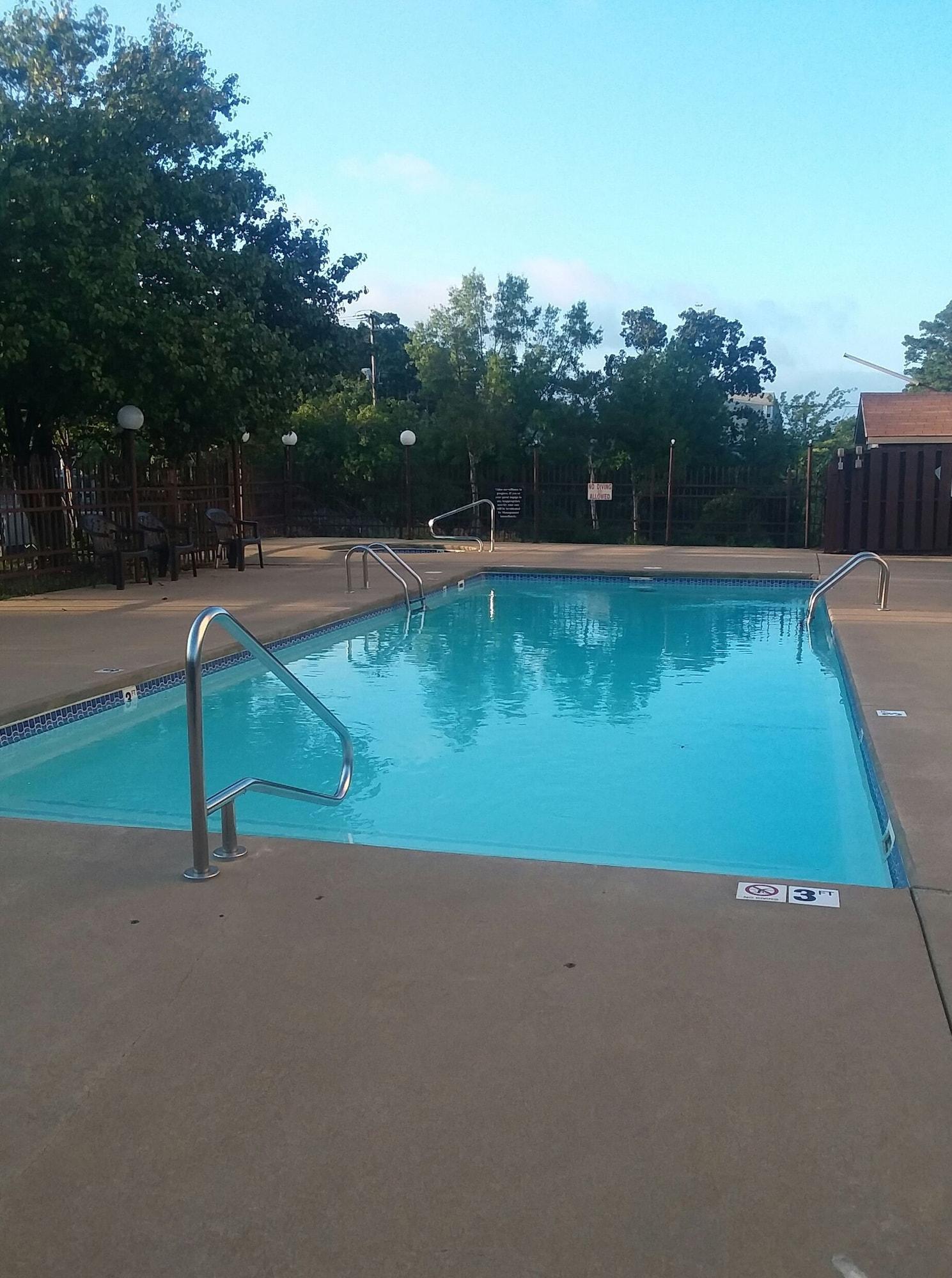 Days By Wyndham Motel