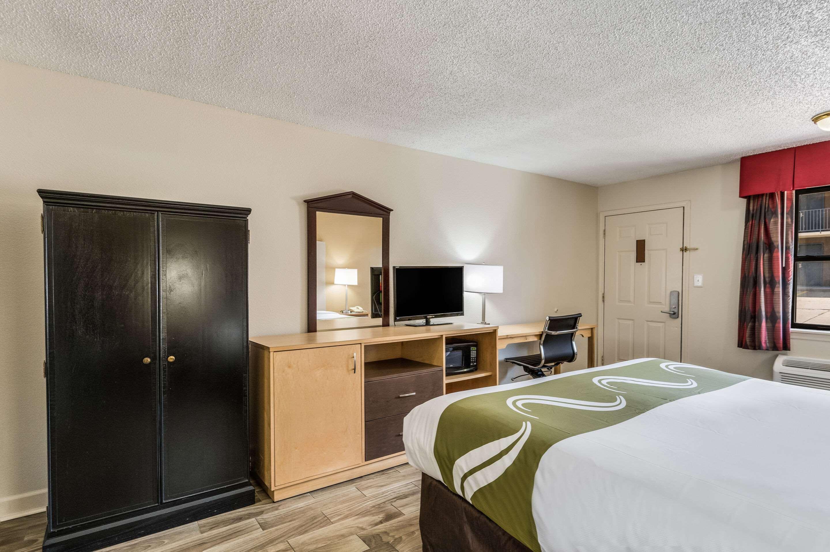 Quality & Hot Springs-lake Hamilton Hotel 3*