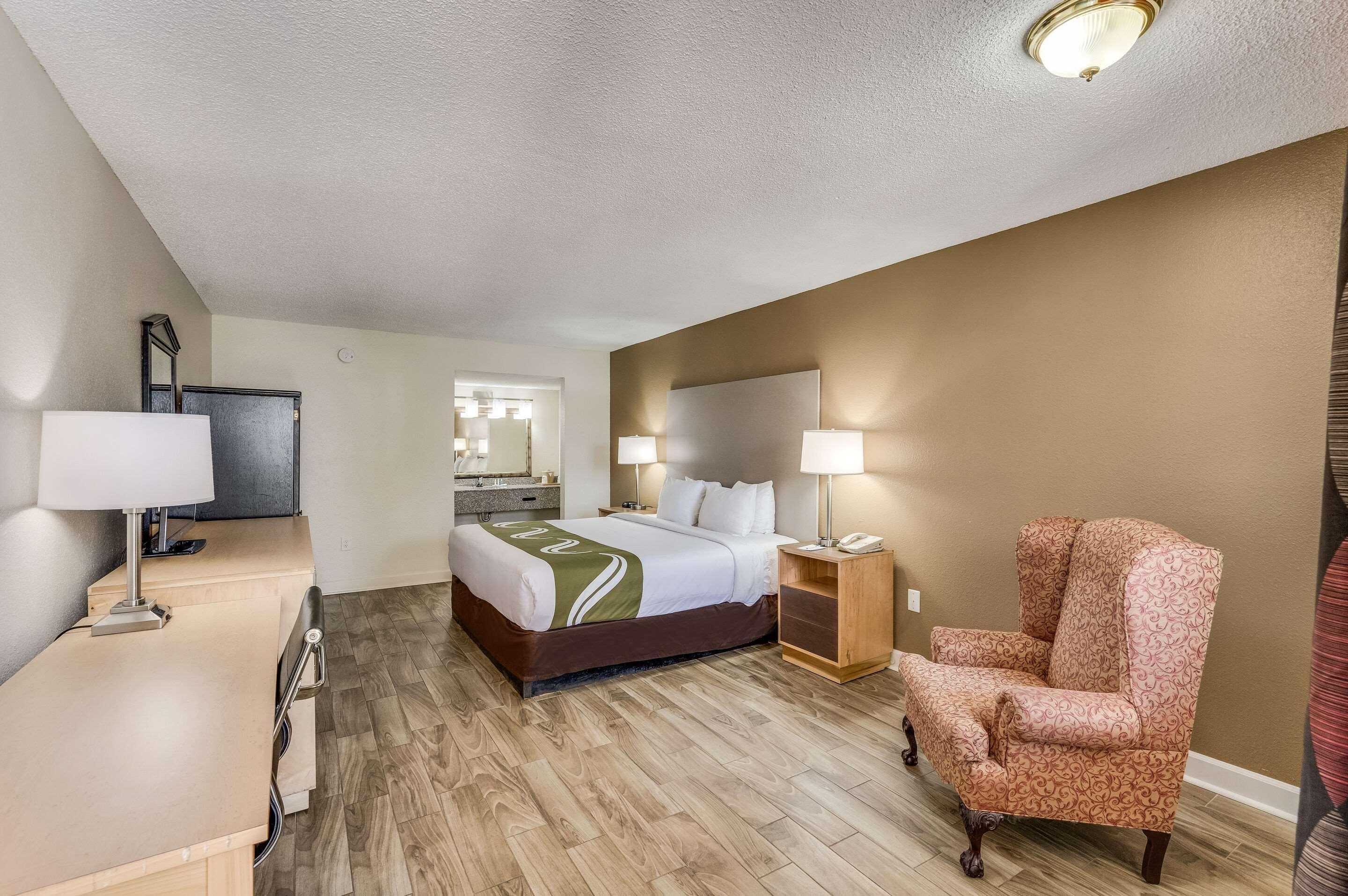 Hotel Quality & Hot Springs-lake Hamilton Hot Springs