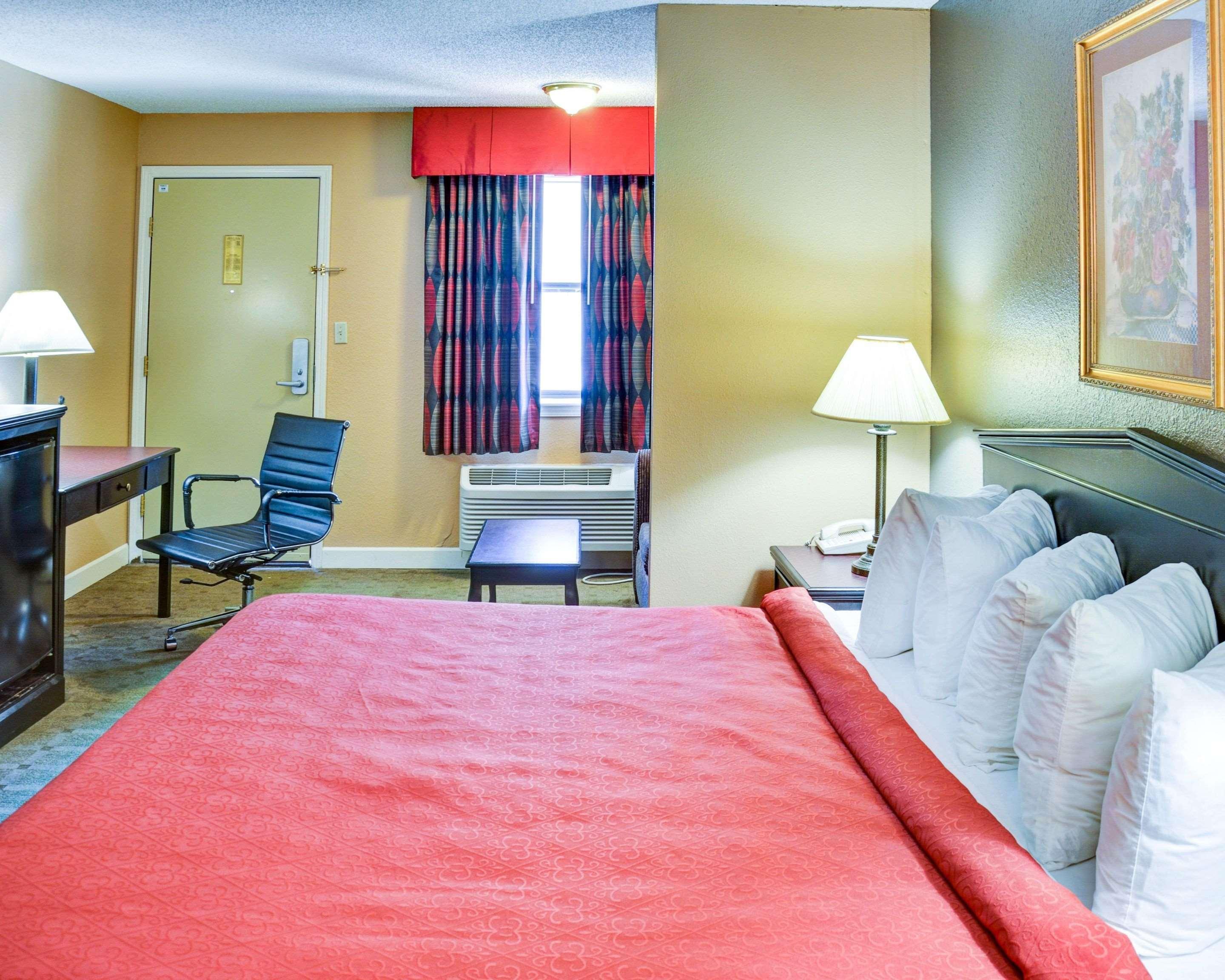 Quality & Hot Springs-lake Hamilton 3*