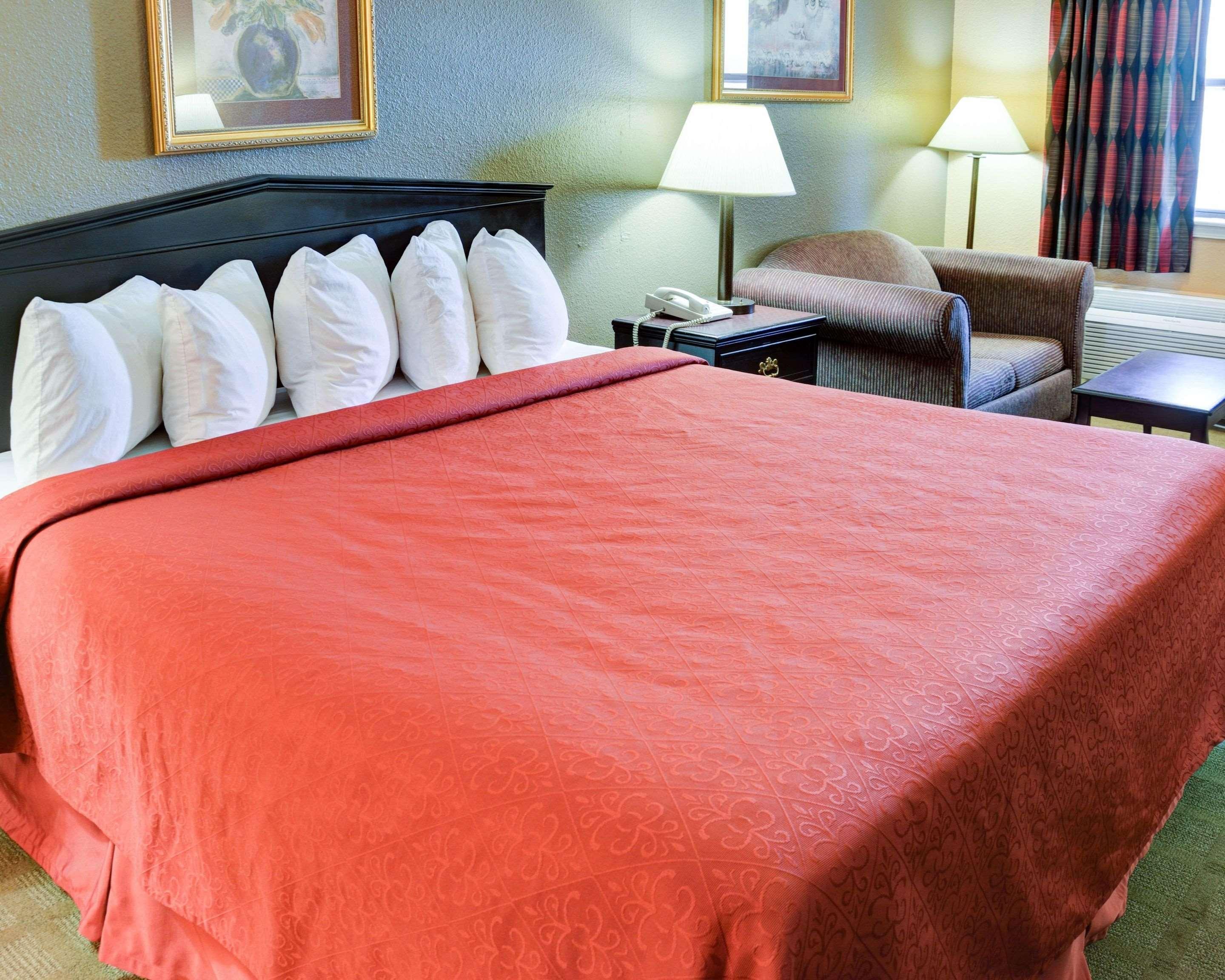 Hotel Quality & Hot Springs-lake Hamilton