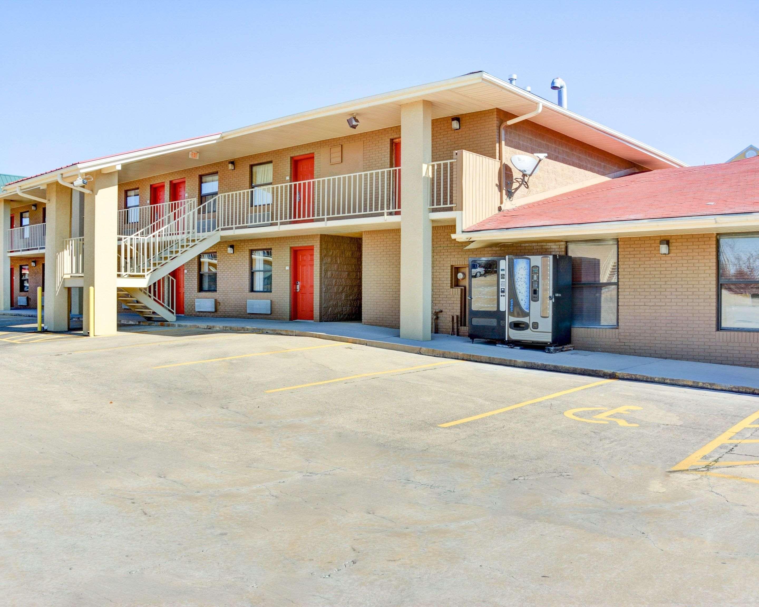 Quality & Hot Springs-lake Hamilton Hotel 3*