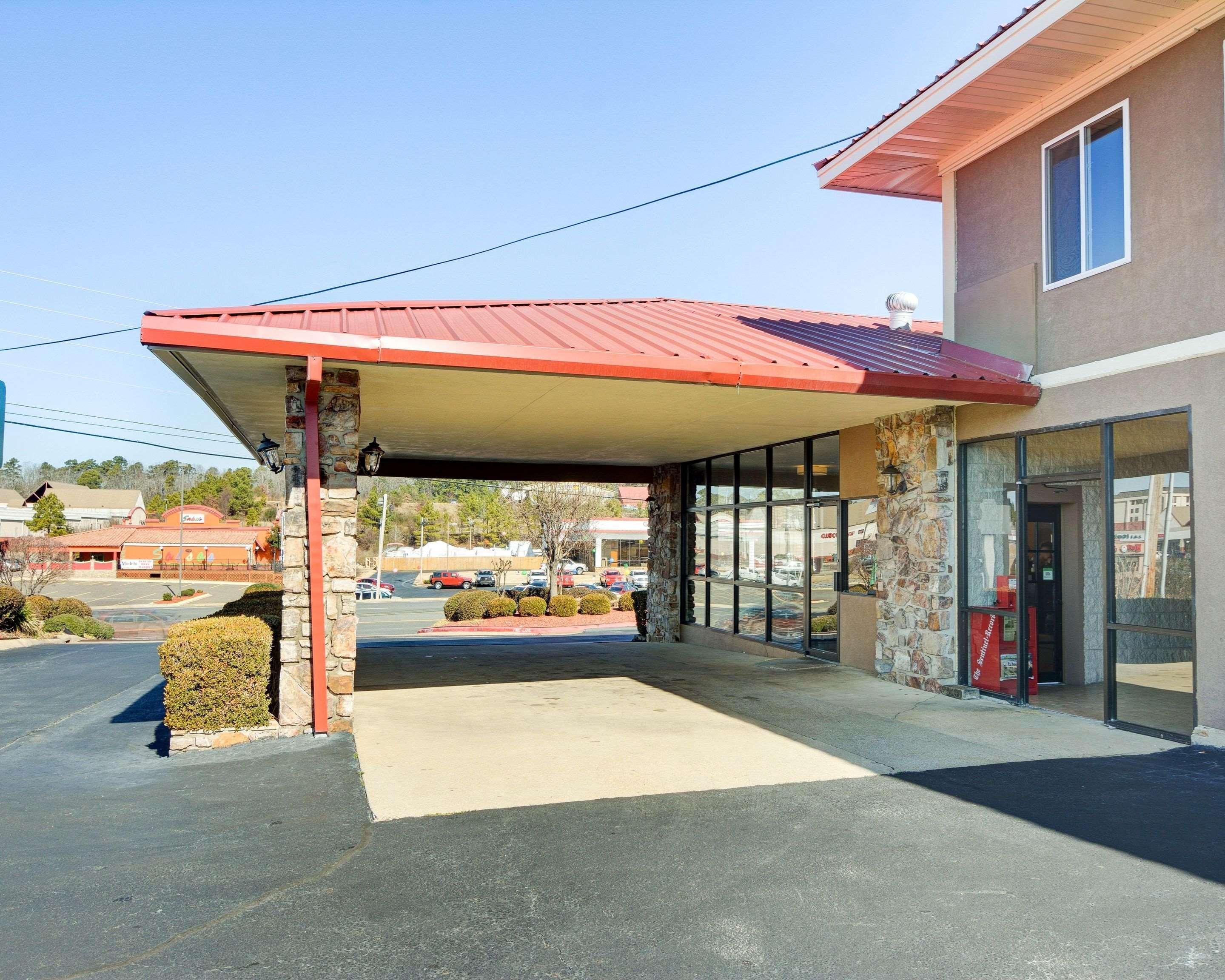 Quality & Hot Springs-lake Hamilton Hotel 3*
