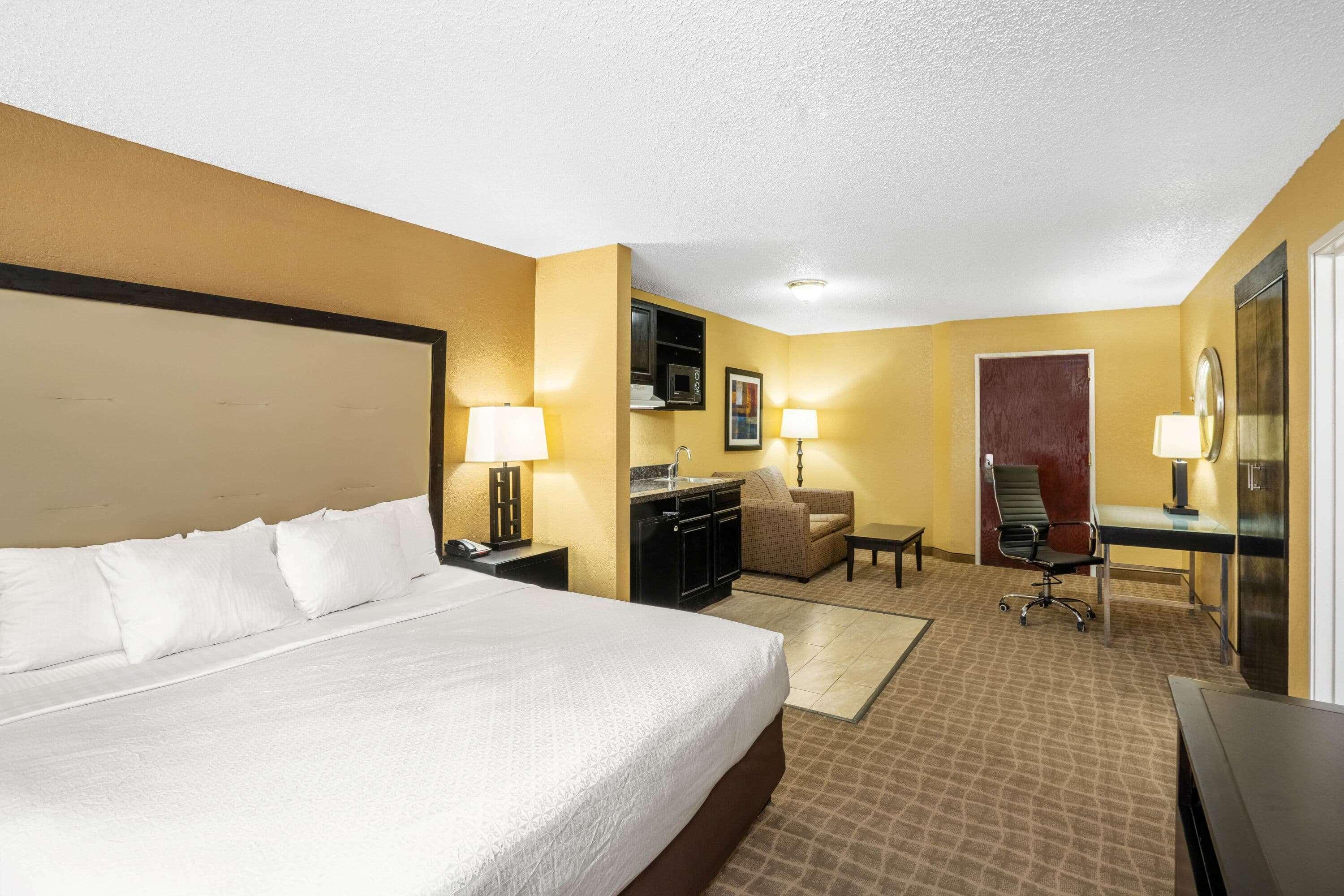 La Quinta By Wyndham Hotel