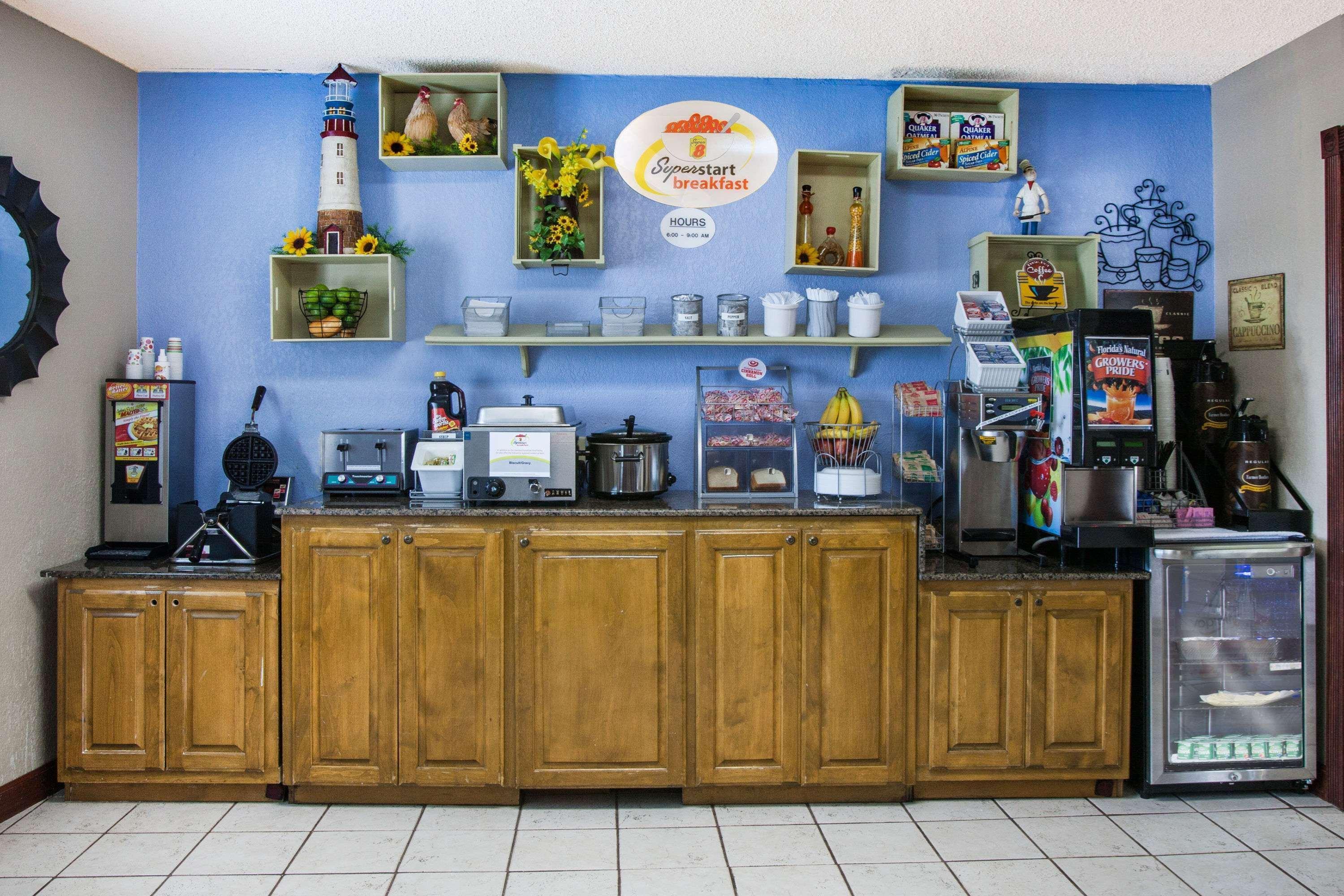 Super 8 By Wyndham