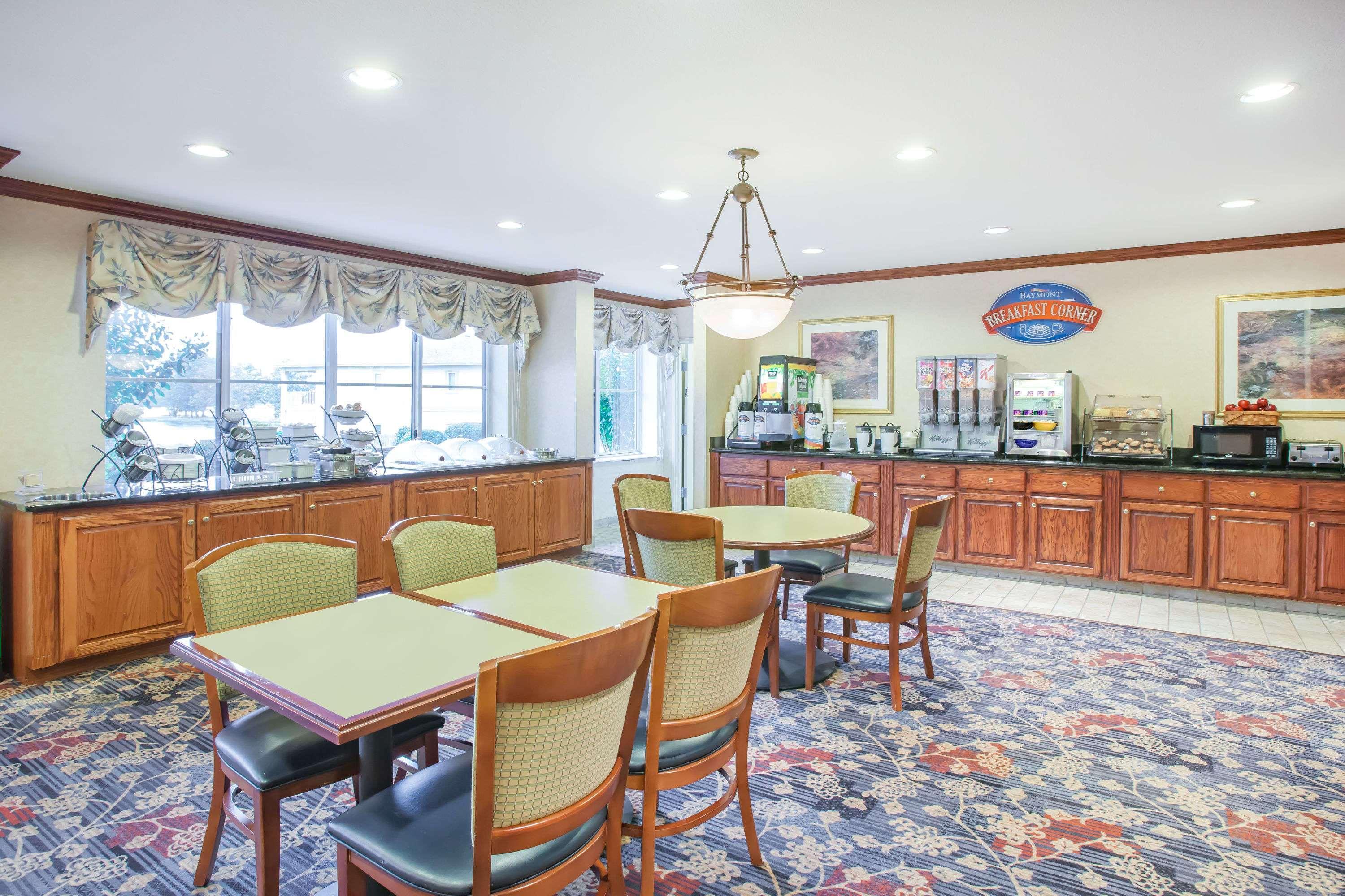 Baymont On The By Wyndham Hotel