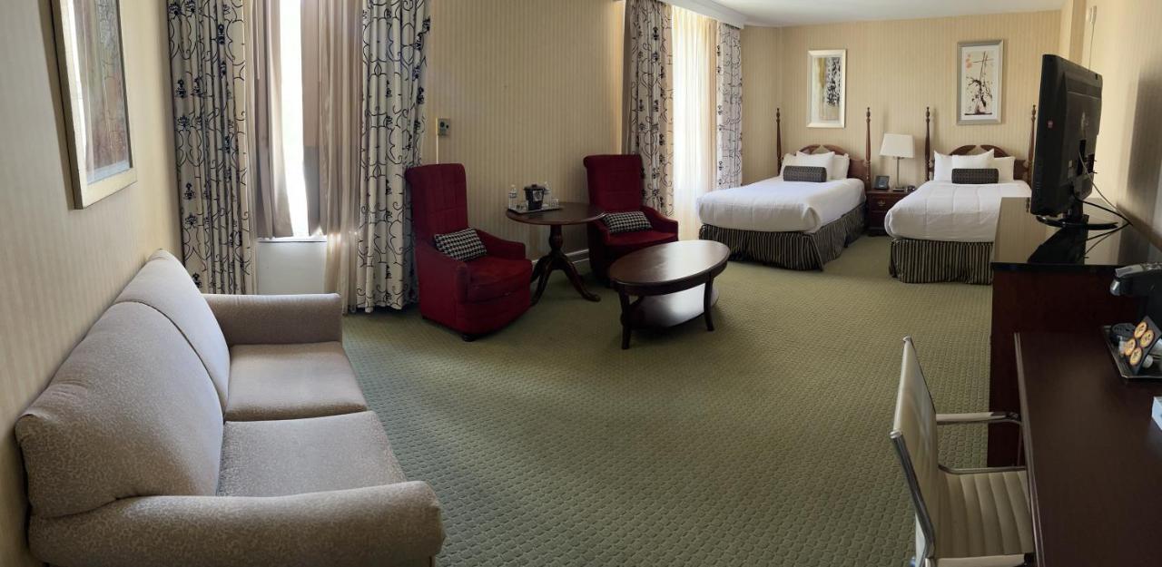 Resort Arlington & 3*
