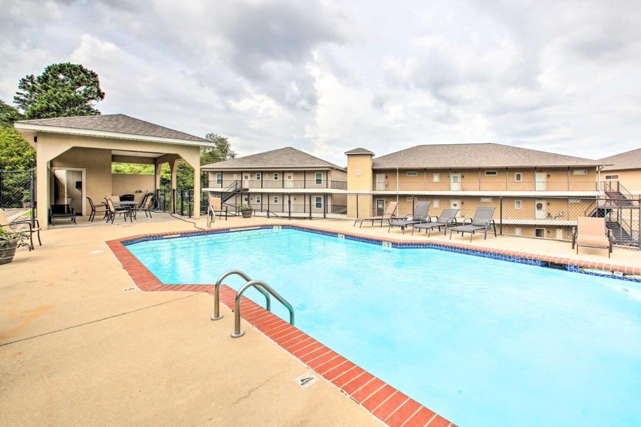 Lakefront With Balcony And Boat Slip Apartment