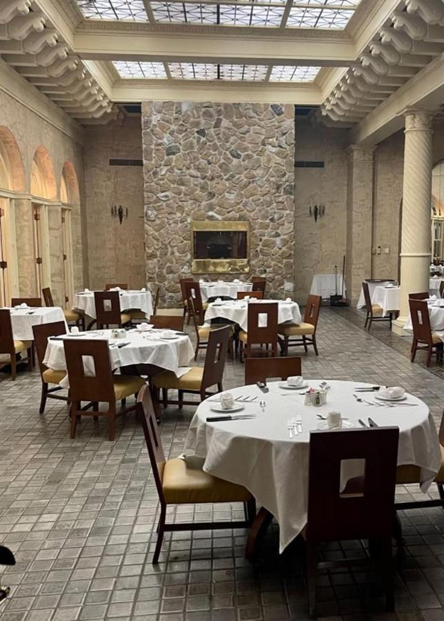 Resort Arlington & 3*