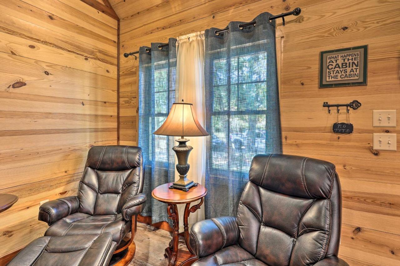 New-build Tree About 3 Mi To Hamilton Holiday home Hot Springs