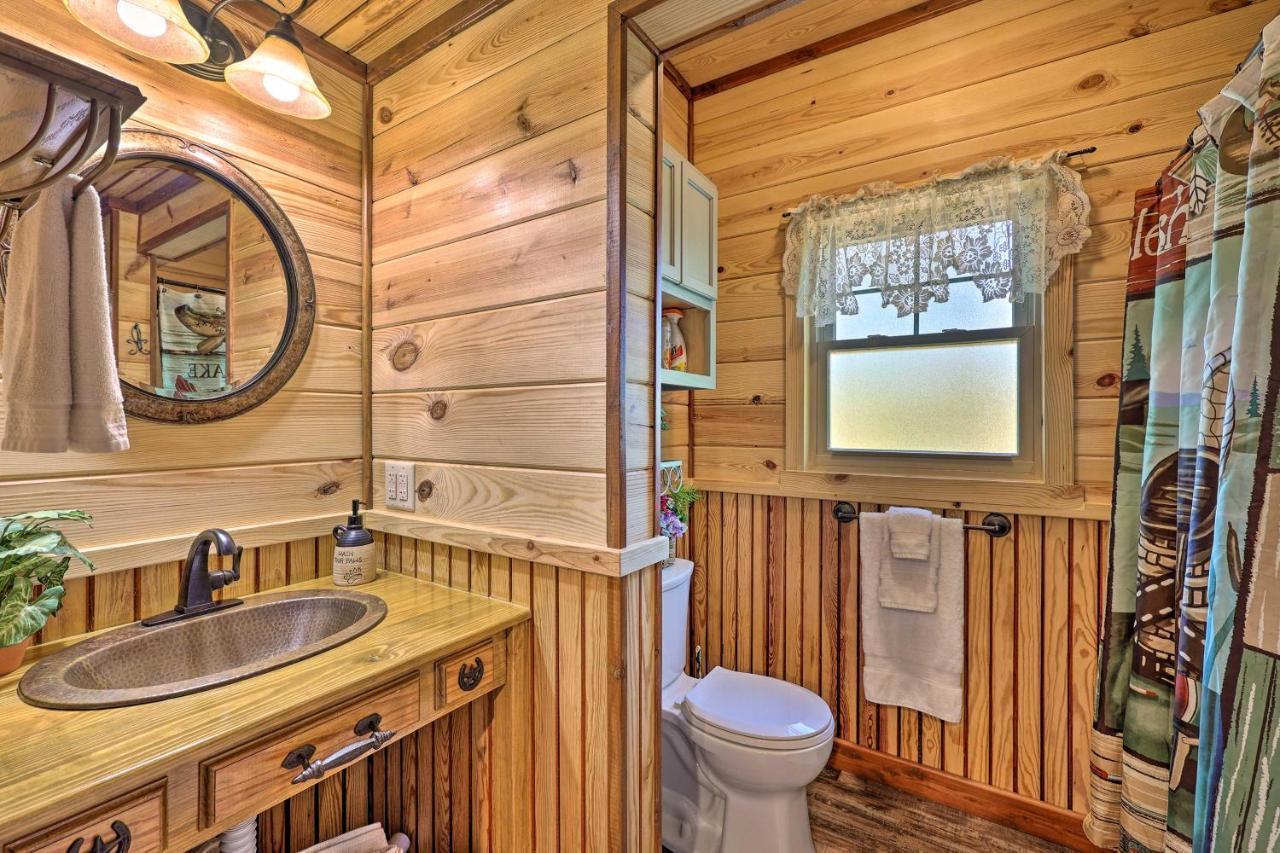 New-build Tree About 3 Mi To Hamilton Holiday home Hot Springs