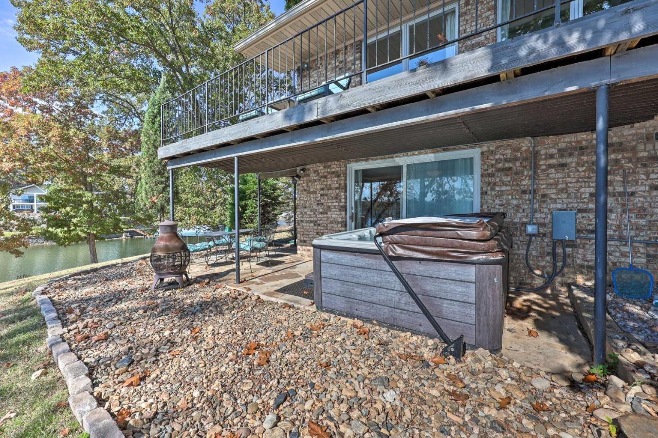 Lakefront With Hot Tub And Dock! * Hot Springs