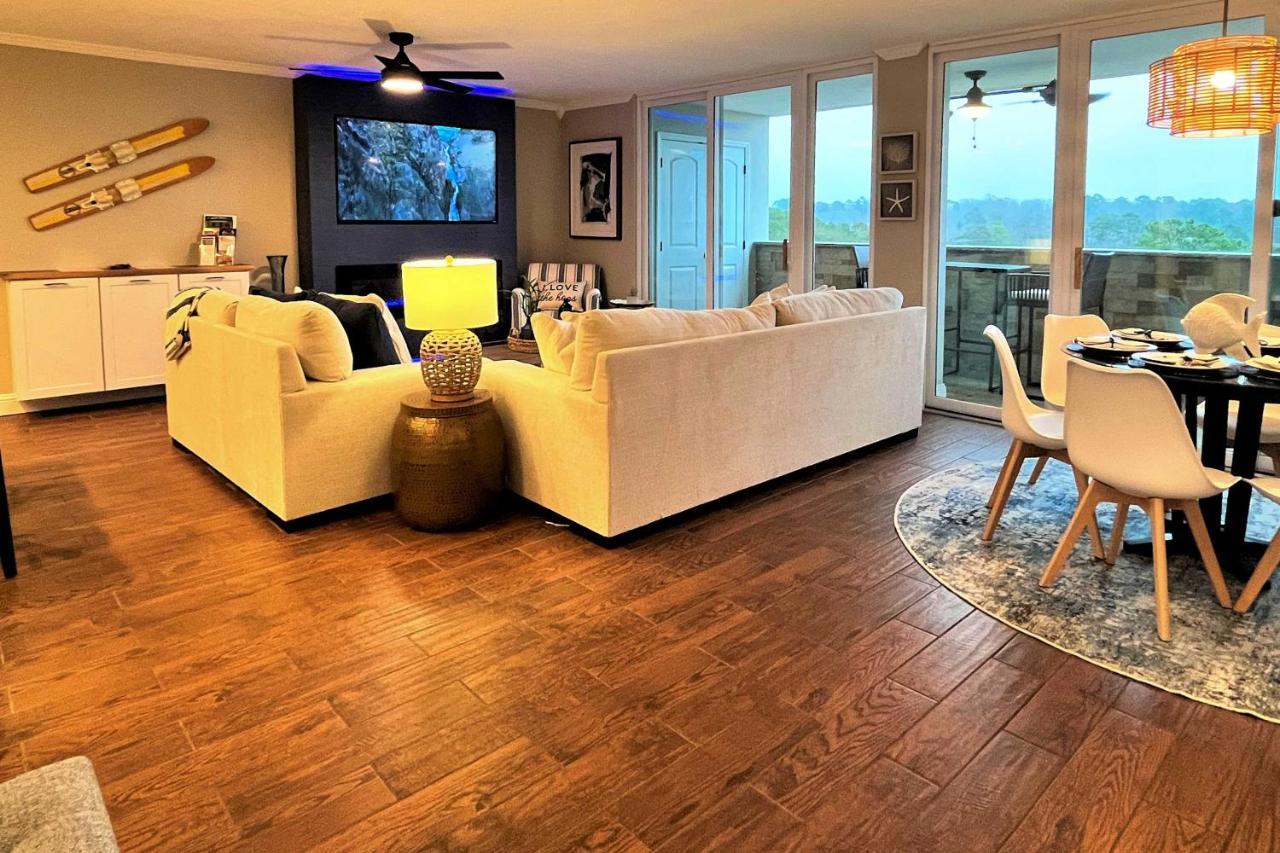 Apartment Updated Daze With Amazing Pool! Hot Springs
