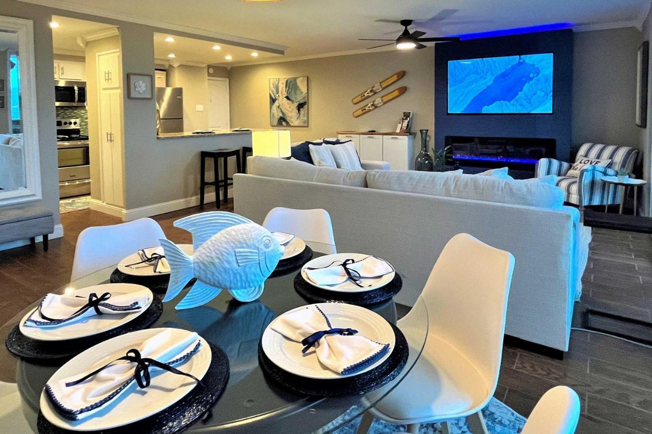 Apartment Updated Daze With Amazing Pool! *