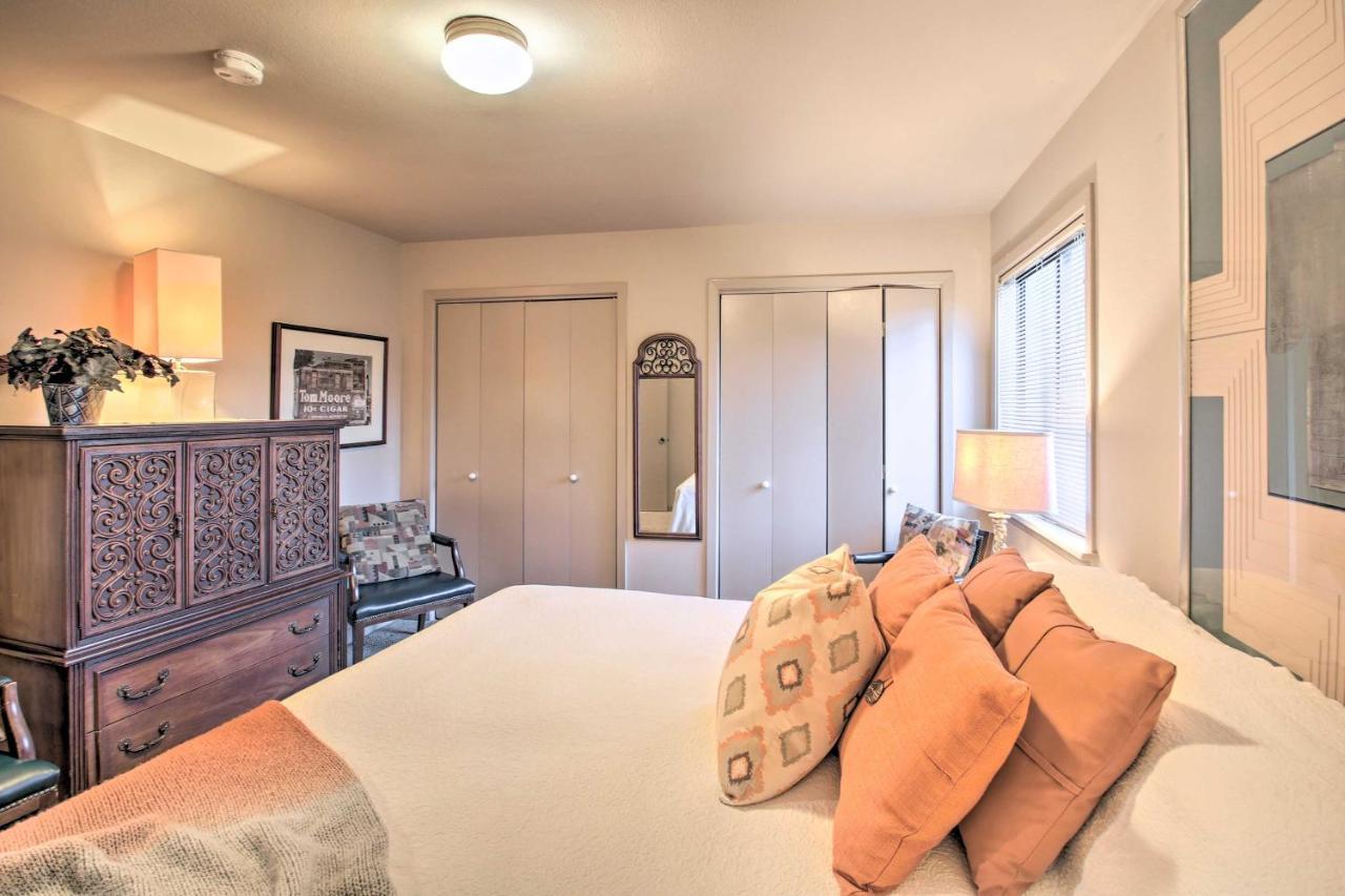 Lakefront With Boat Dock! Apartment *