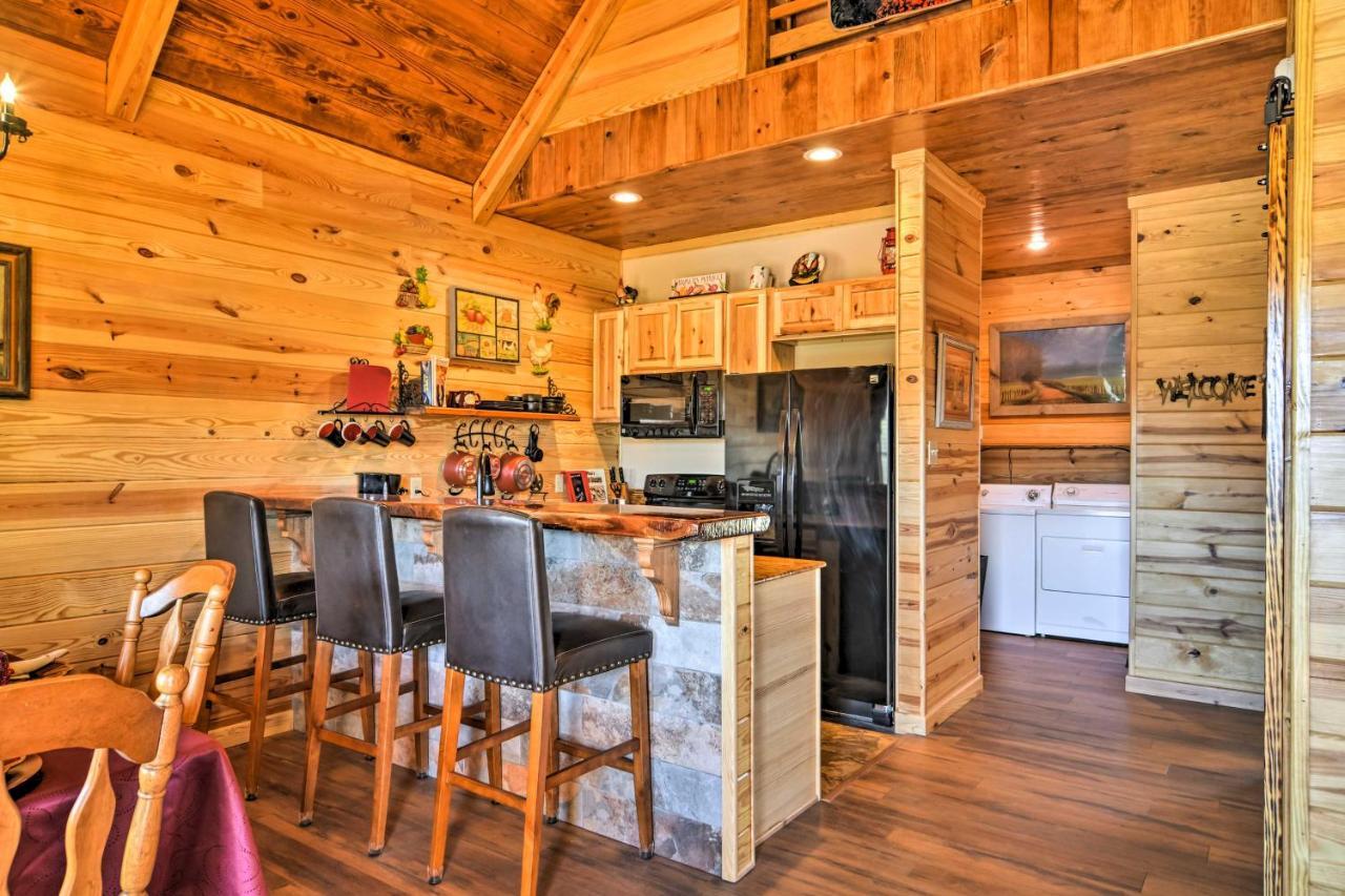 Holiday home 2 Mi To Hamilton! *