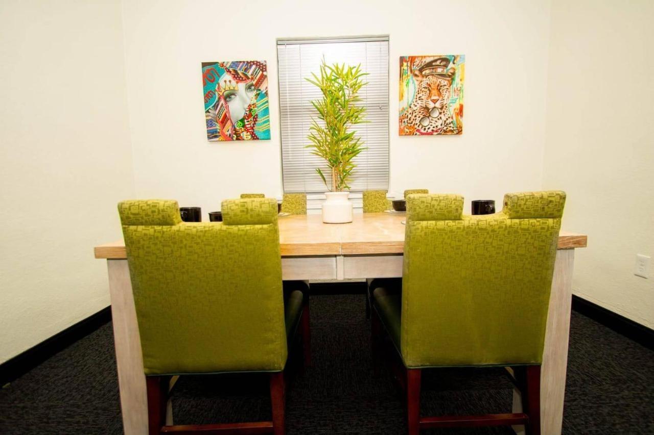 Honeymoon In Hotsprings Apartment *