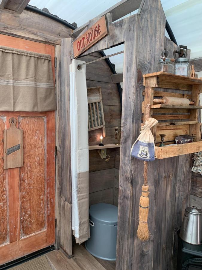 Fox Pass Cabins Bed & Breakfast