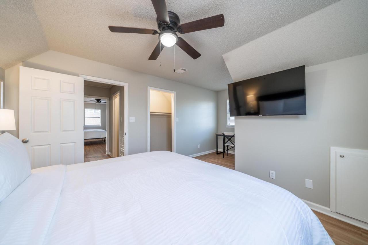 Apartment The Hamilton - Lakefront & Suites, *