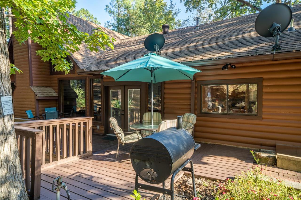 Luxury Rock Creek W Deck By Hamilton Hot Springs