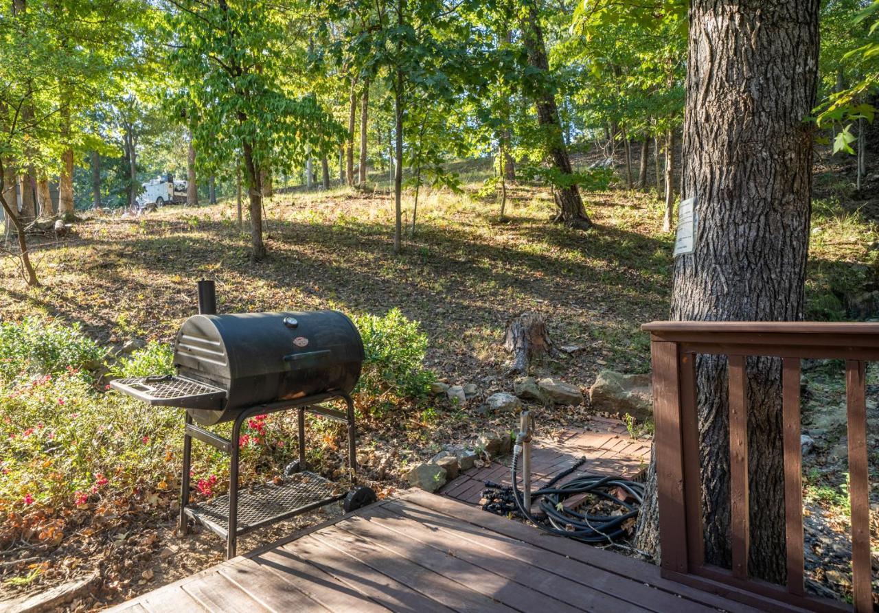 Luxury Rock Creek W Deck By Hamilton Holiday home