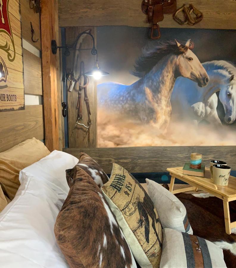 Bed & Breakfast Fox Pass Cabins
