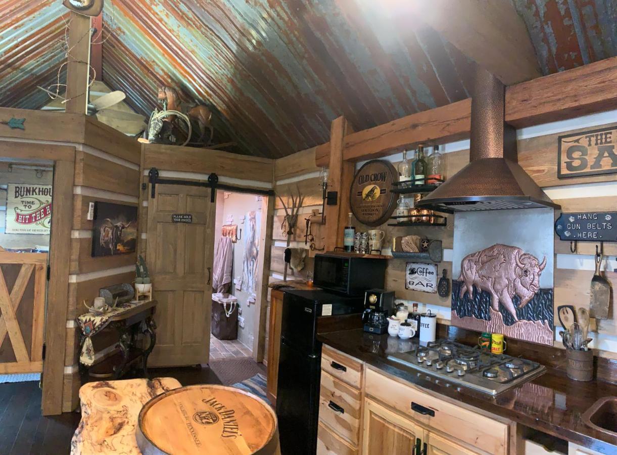 Fox Pass Cabins 3*