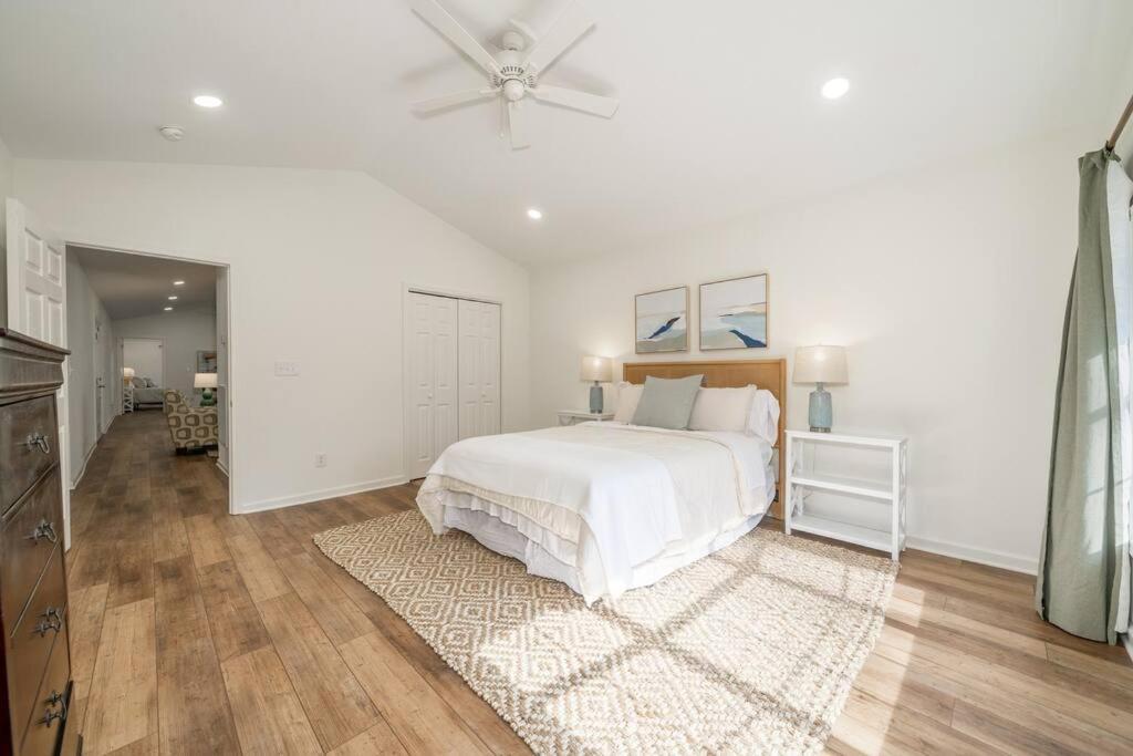 4br Beautiful And Spacious Lakehouse Hot Springs