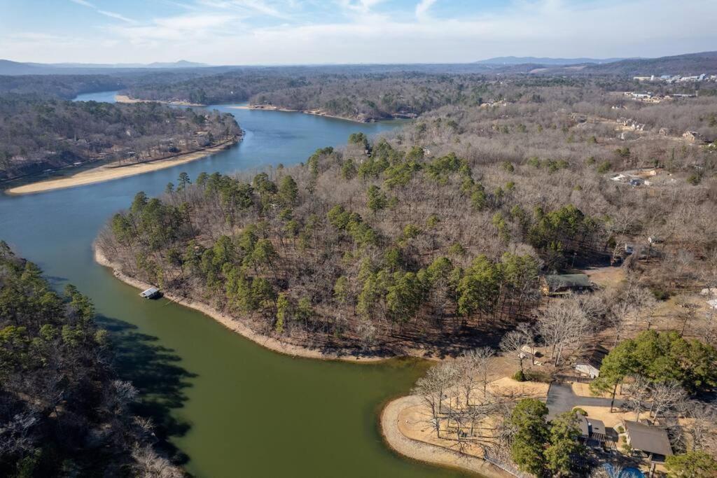 4br Beautiful And Spacious Lakehouse Holiday home *