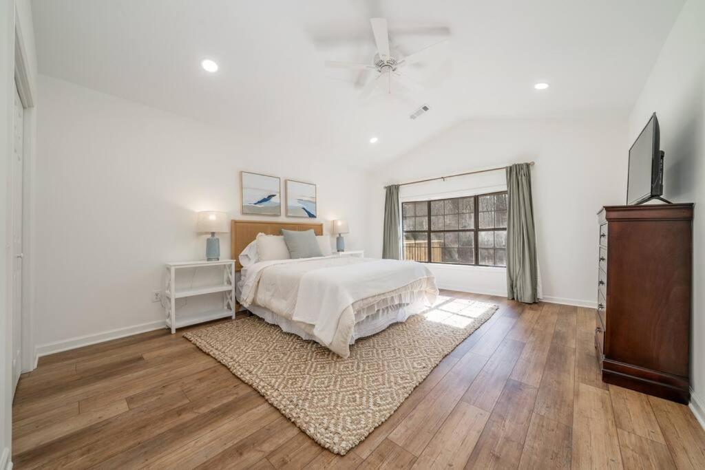 4br Beautiful And Spacious Lakehouse * Hot Springs
