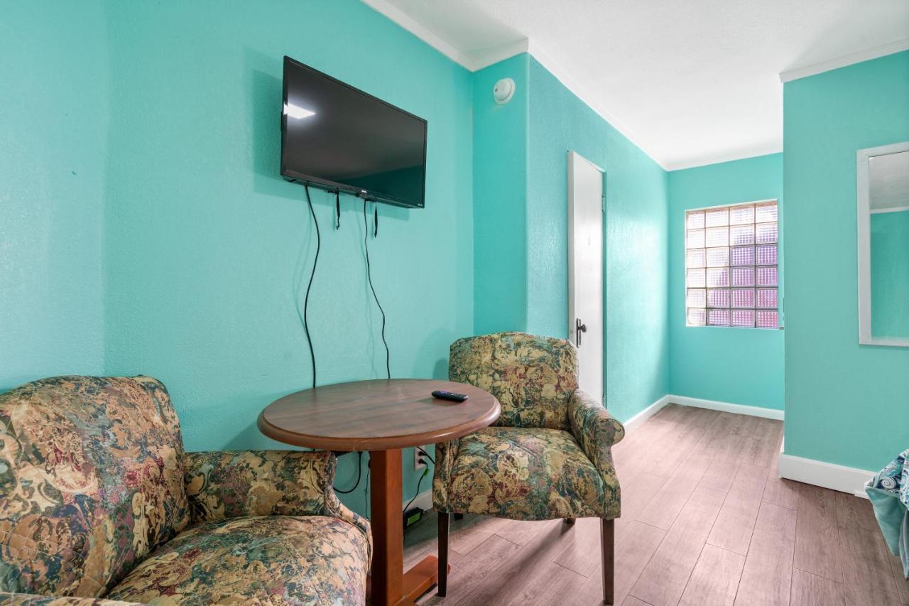 Fountain Motel 2*