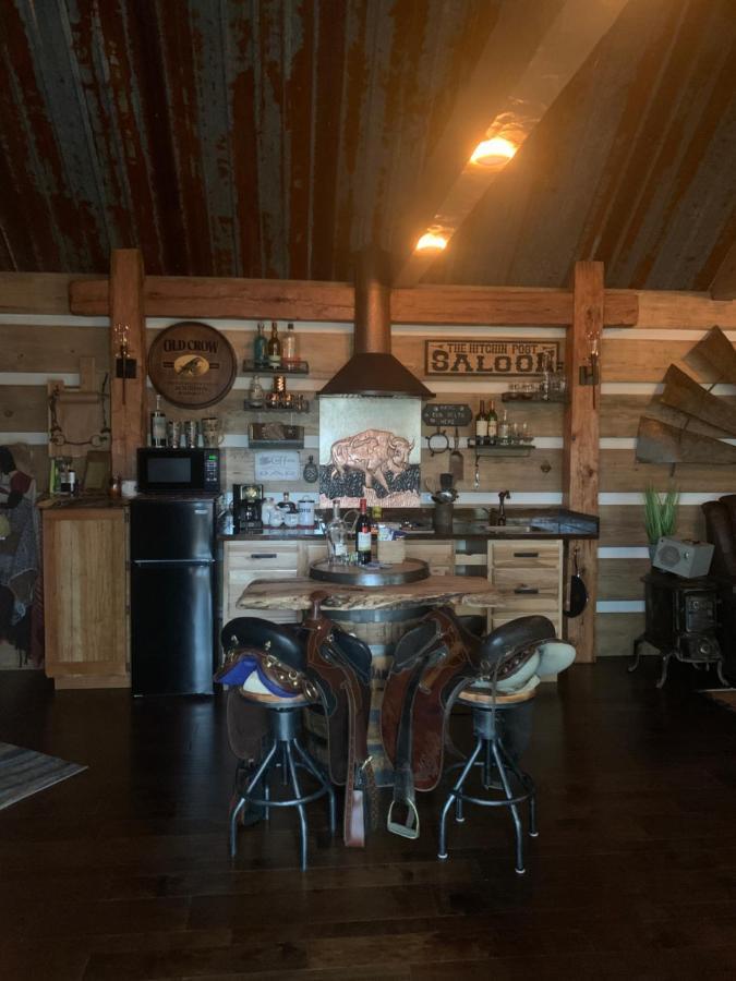 Fox Pass Cabins Bed & Breakfast