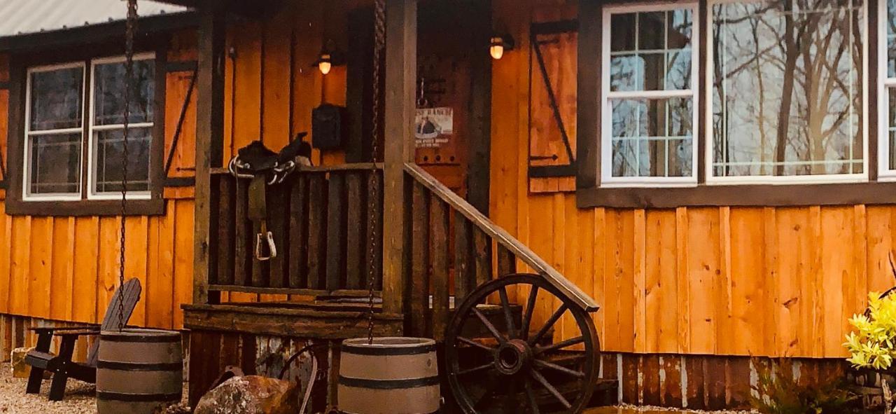 Bed & Breakfast Fox Pass Cabins
