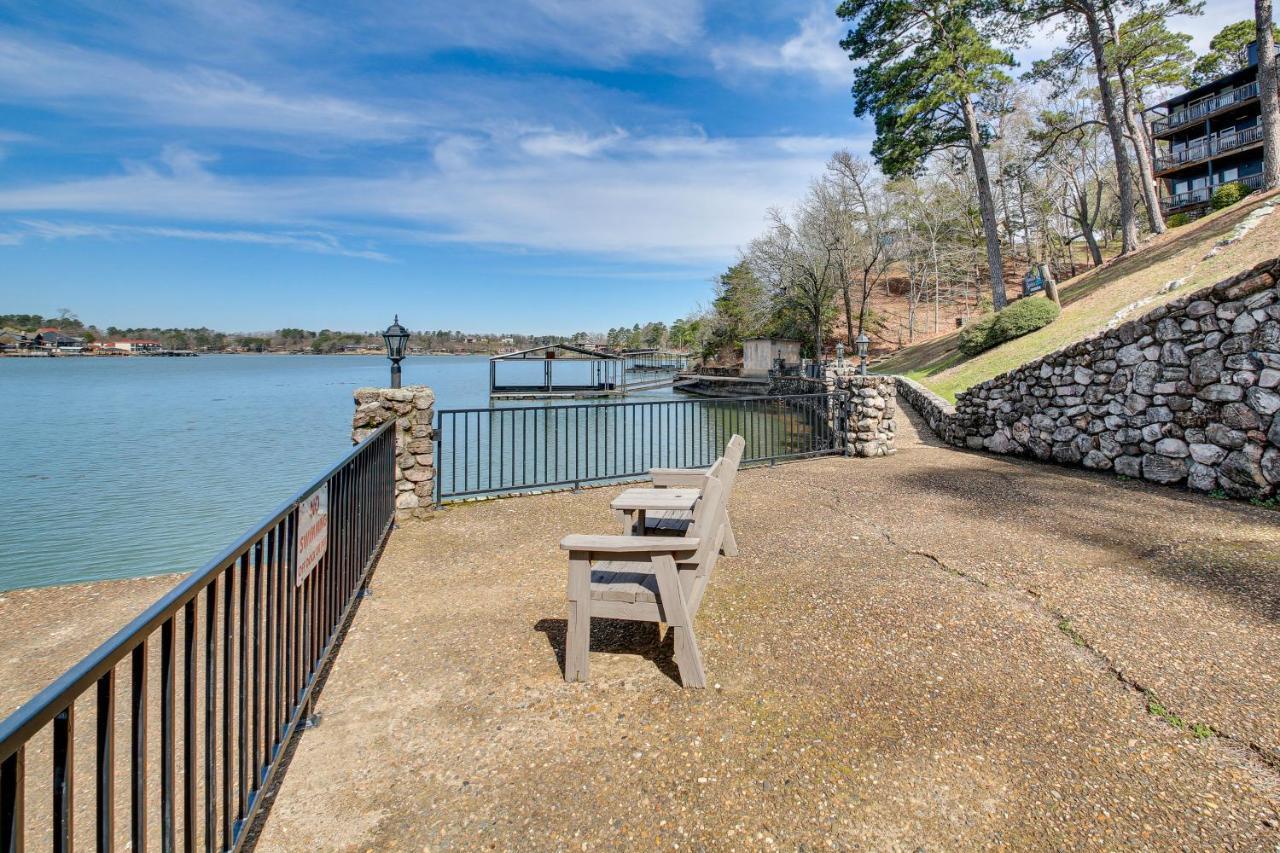 Waterfront 5 Mi To Casino! Apartment Hot Springs