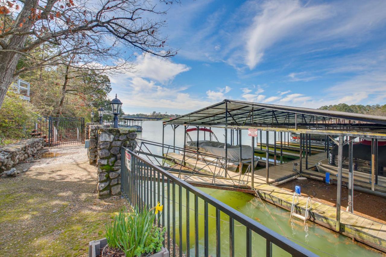 Waterfront 5 Mi To Casino! Apartment Hot Springs