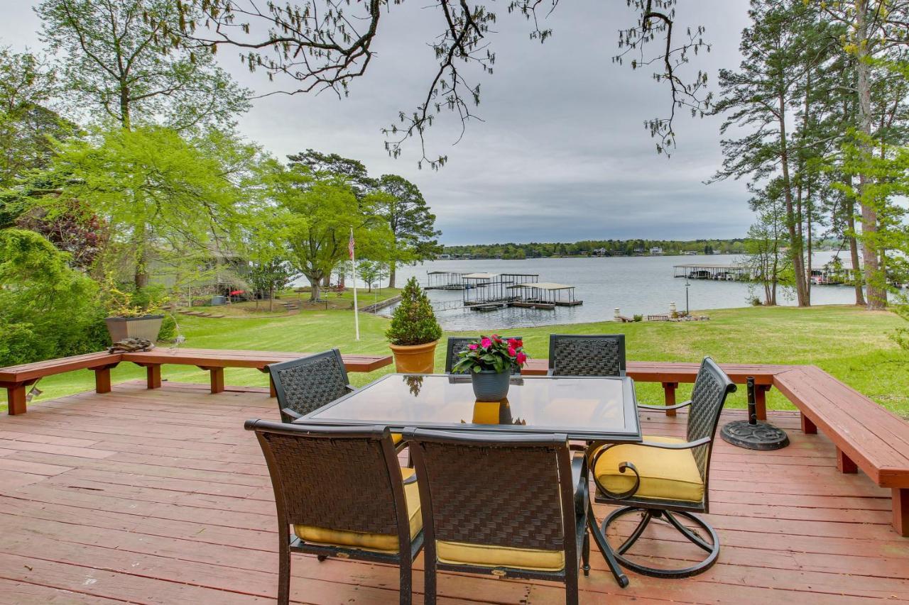 Waterfront With Decks And Views!