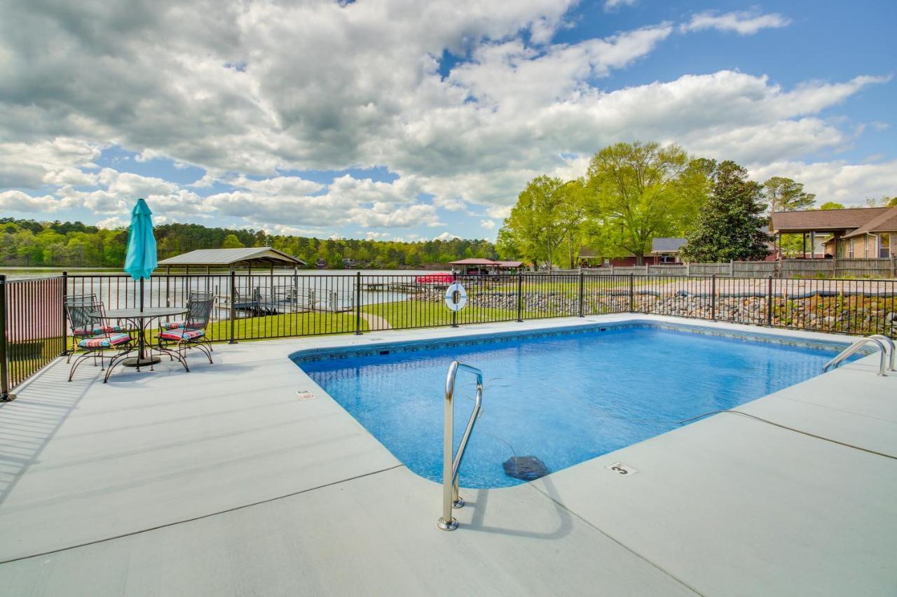 Stunning Hamilton Getaway With Hot Tub! Holiday home *