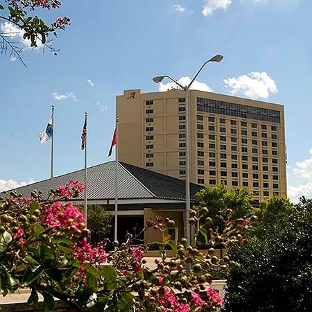 Hotel The 3*