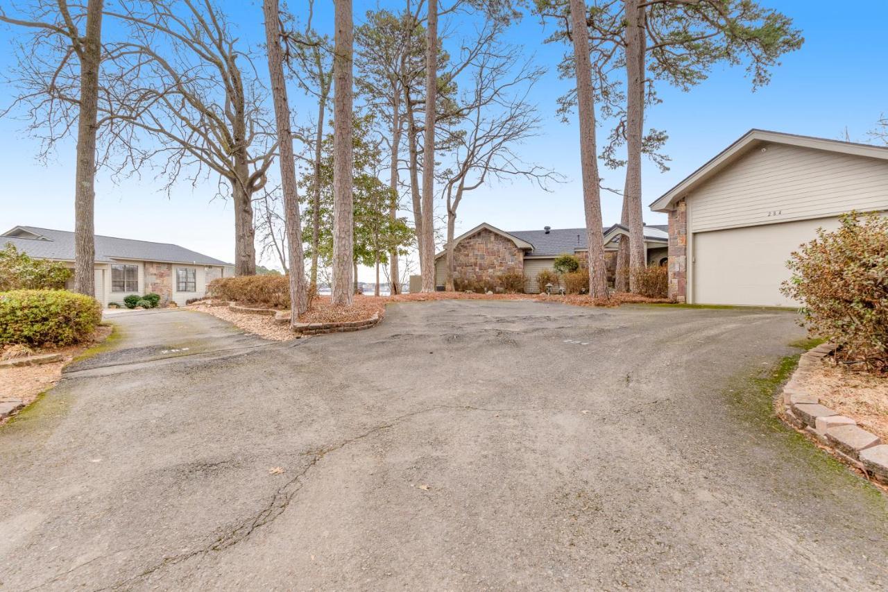 Ledgerwood Point Holiday home Hot Springs