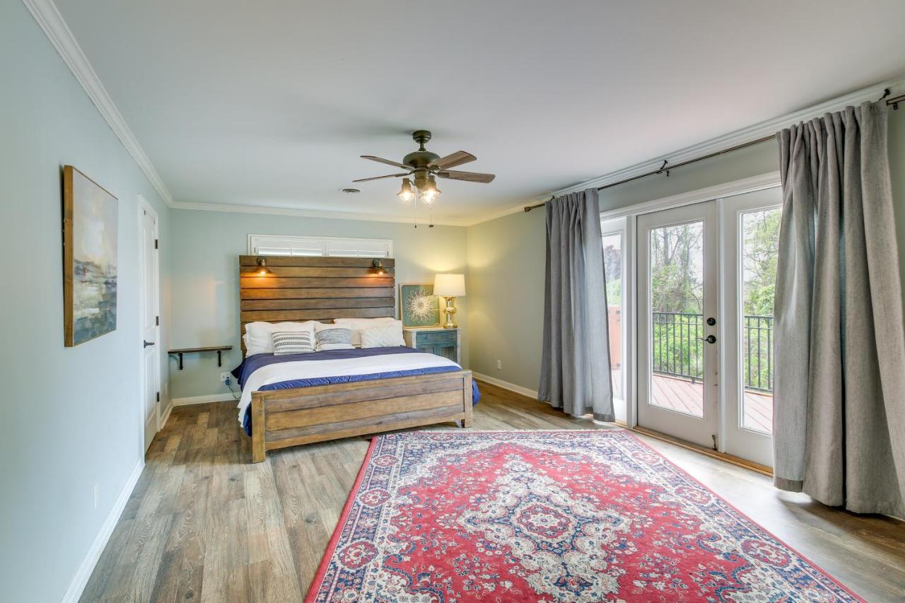 Waterfront With Decks And Views! * Hot Springs