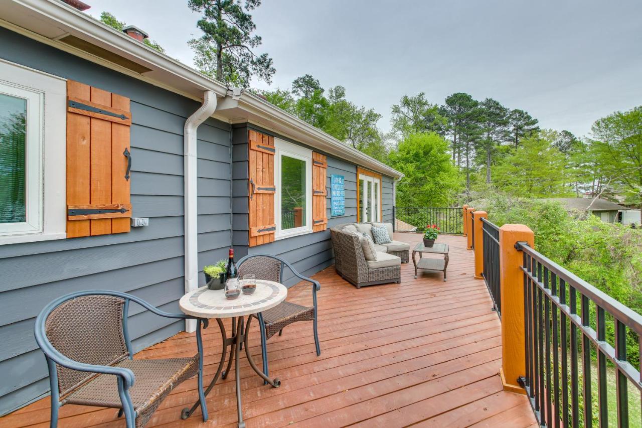 Holiday home Waterfront With Decks And Views! Hot Springs