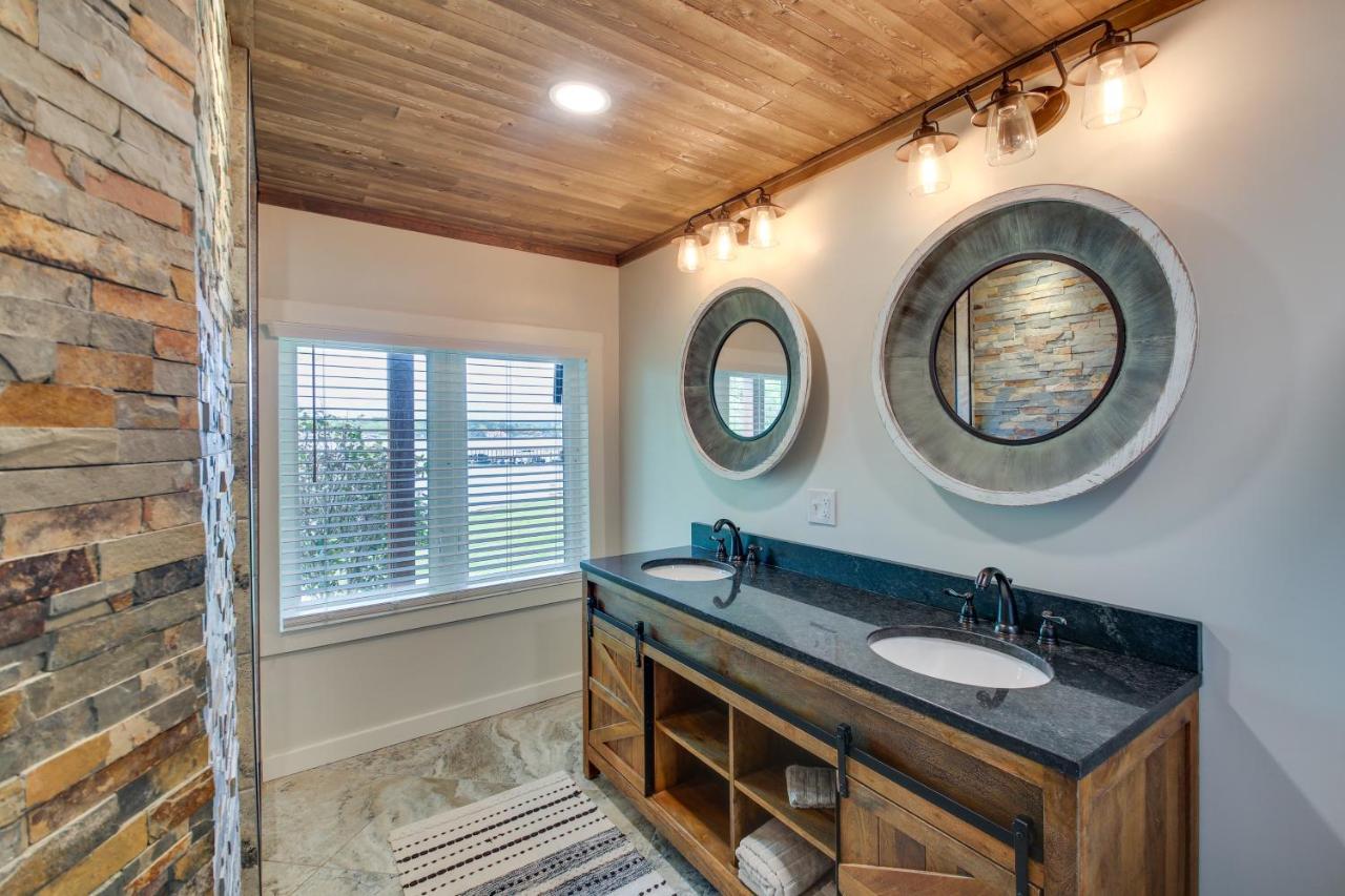 Waterfront With Decks And Views!
