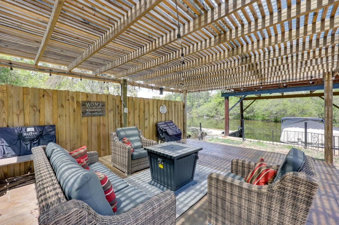 With Game And Private Pool! Holiday home Hot Springs